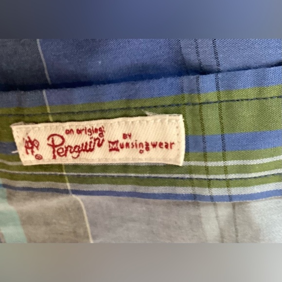 Penguin original munsingwear blue plaid shirt. Medium - Picture 8 of 9